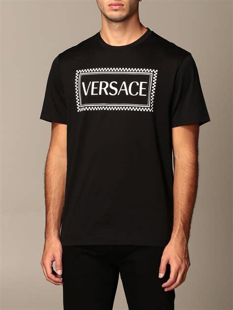 versace tshirt met zwart zakje|Versace T.